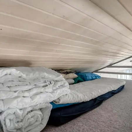 4 Bedroom Cozy In בית נופש Hejls